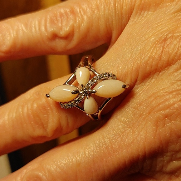 Vintage DK Coral and Tiny Diamonds in 925 Band Ring Size 8.25 to 8.5 - Picture 14 of 15